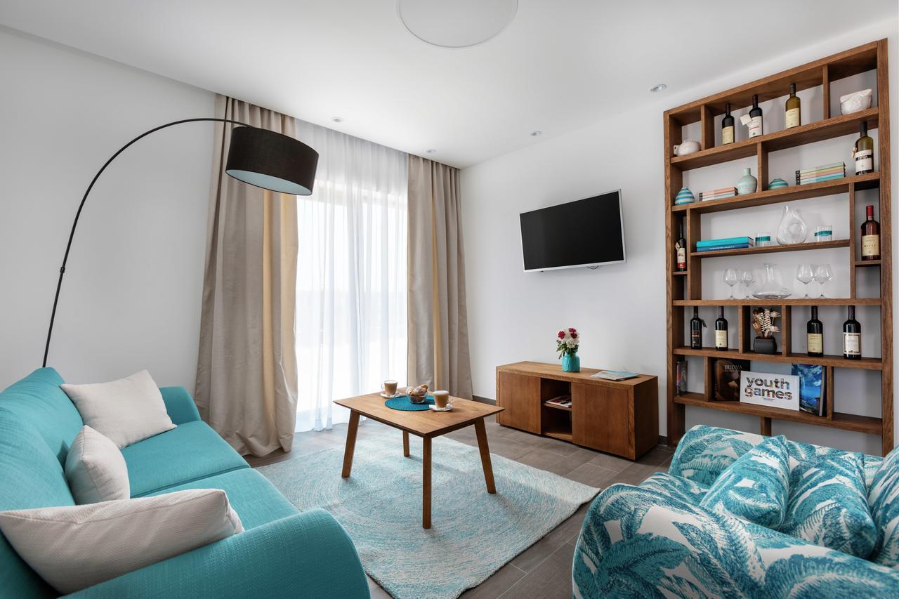 Eleven Hotel 4*