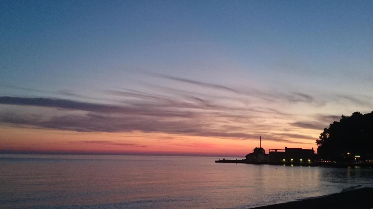 Eleven Petrovac na moru